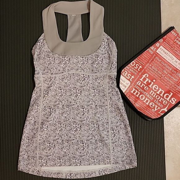 Lululemon Scoop neck Tank - Picture 1 of 4